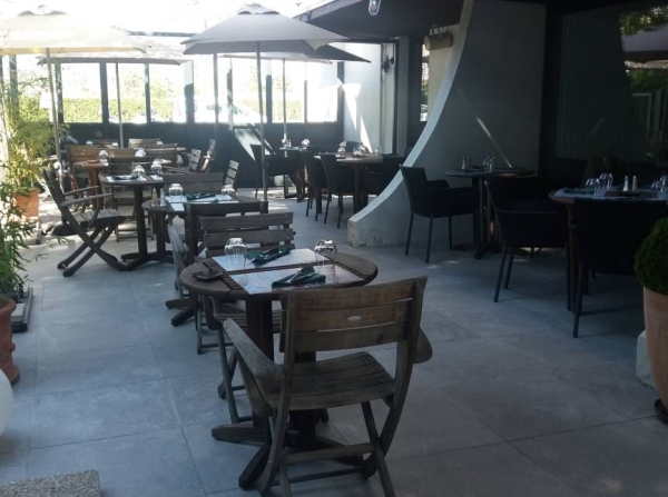 Le restaurant - Les Trois Dauphins - La Tronche - bien manger LA TRONCHE