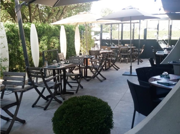 Le restaurant - Les Trois Dauphins - La Tronche - bien manger LA TRONCHE